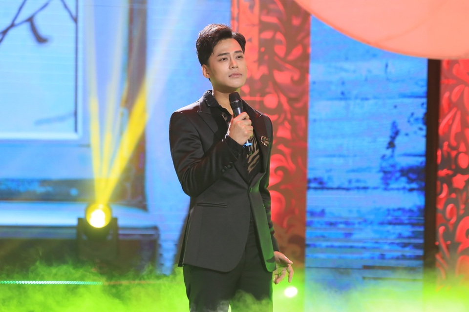 Phan Ngọc Luân trải lòng về một năm trốn chạy khỏi showbiz - 1 Phan Ngọc Luân trải lòng về một năm trốn chạy khỏi showbiz - 1