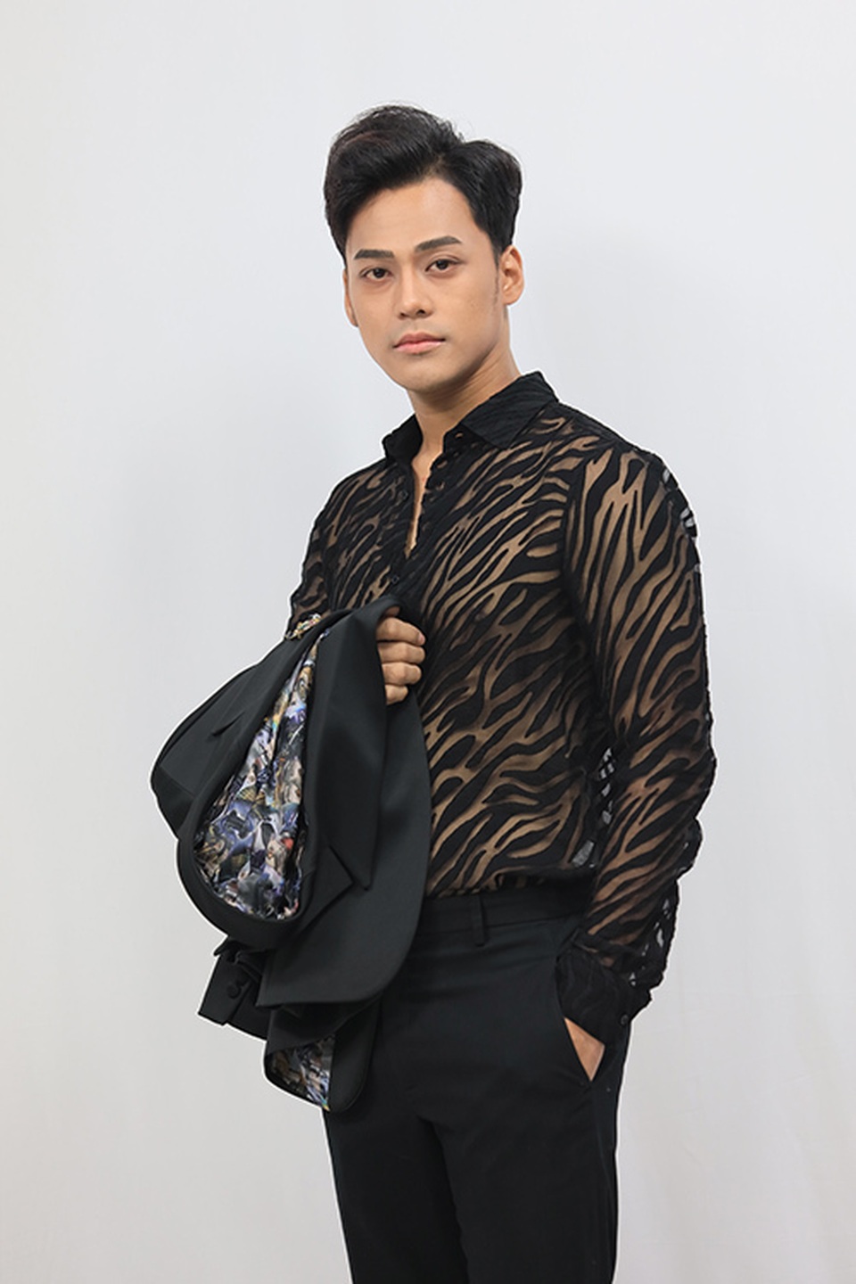Phan Ngọc Luân trải lòng về một năm trốn chạy khỏi showbiz - 2 Phan Ngọc Luân trải lòng về một năm trốn chạy khỏi showbiz - 2