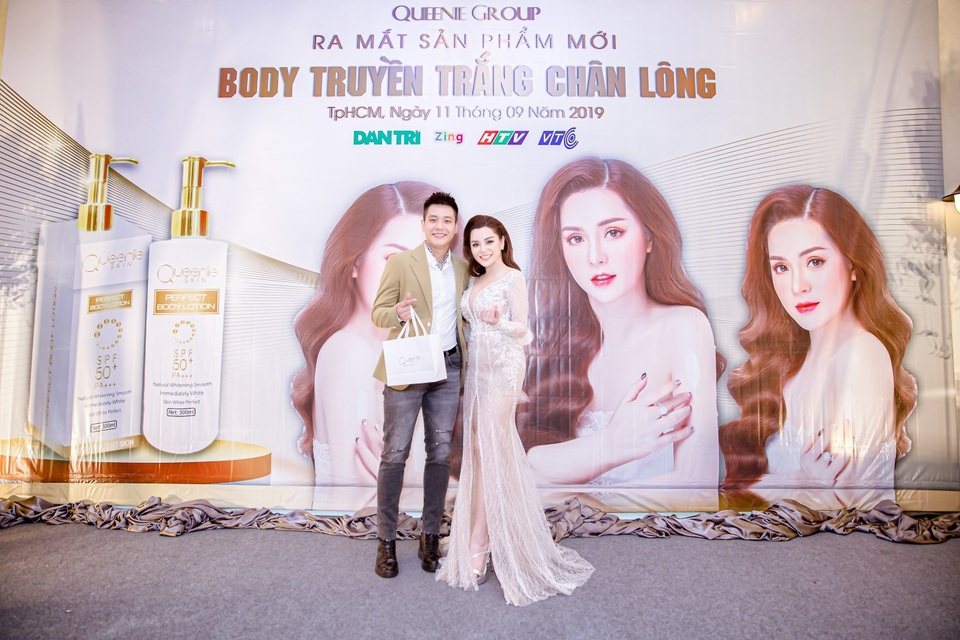 Quân A.P làm nóng sự kiện ra mắt sản phẩm mới của thương hiệu Queenie Skin - 5 Quân A.P làm nóng sự kiện ra mắt sản phẩm mới của thương hiệu Queenie Skin - 5