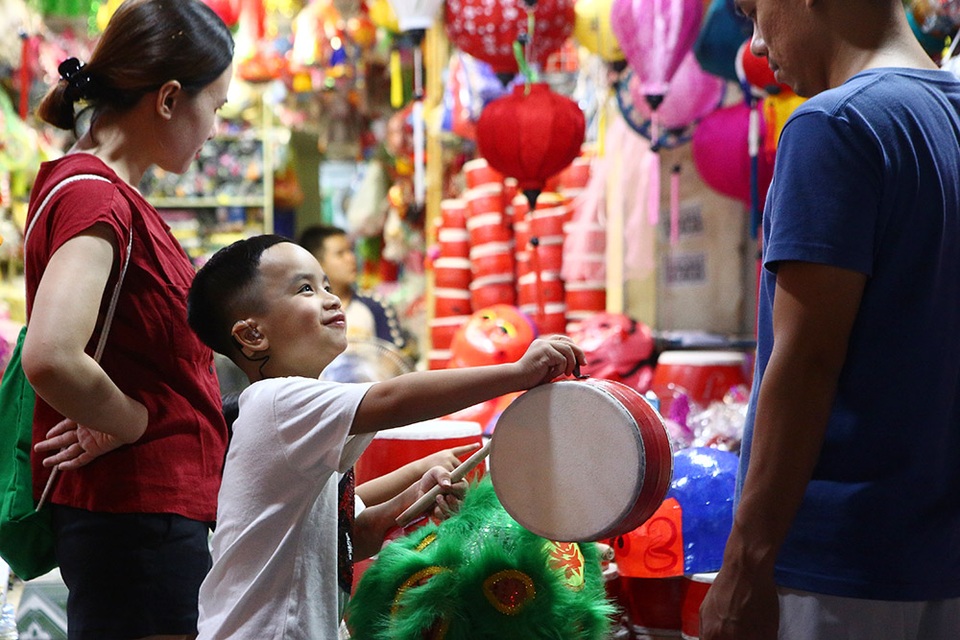 Đi chơi chợ đêm Rằm Trung thu - 13 Đi chơi chợ đêm Rằm Trung thu - 13