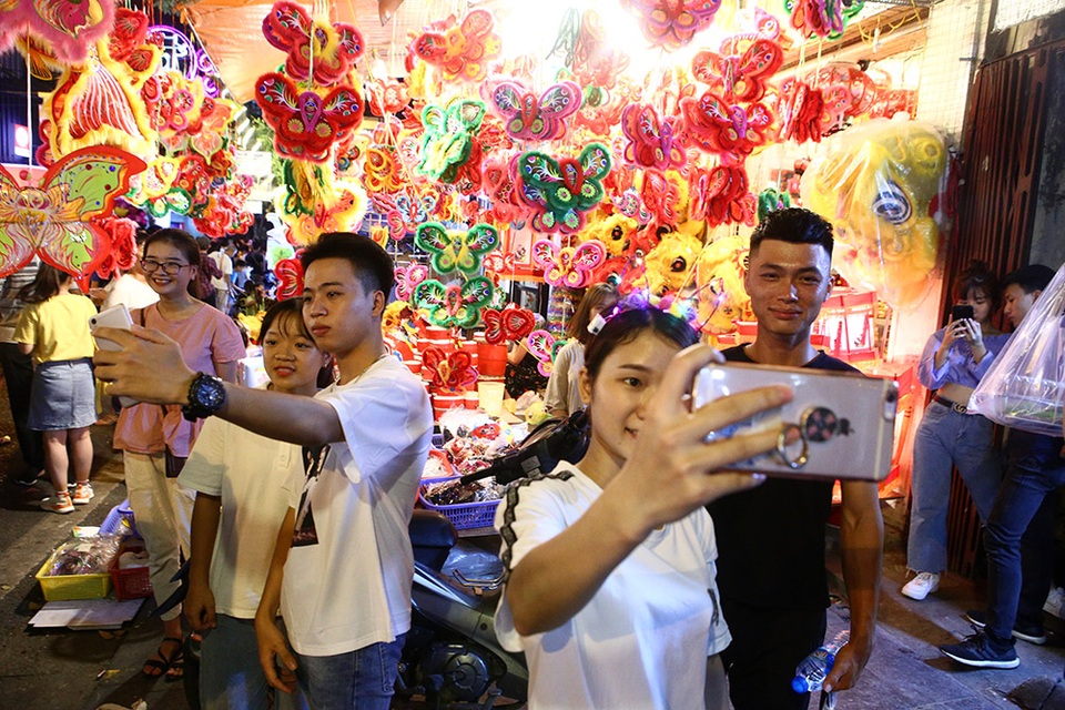 Đi chơi chợ đêm Rằm Trung thu - 15 Đi chơi chợ đêm Rằm Trung thu - 15