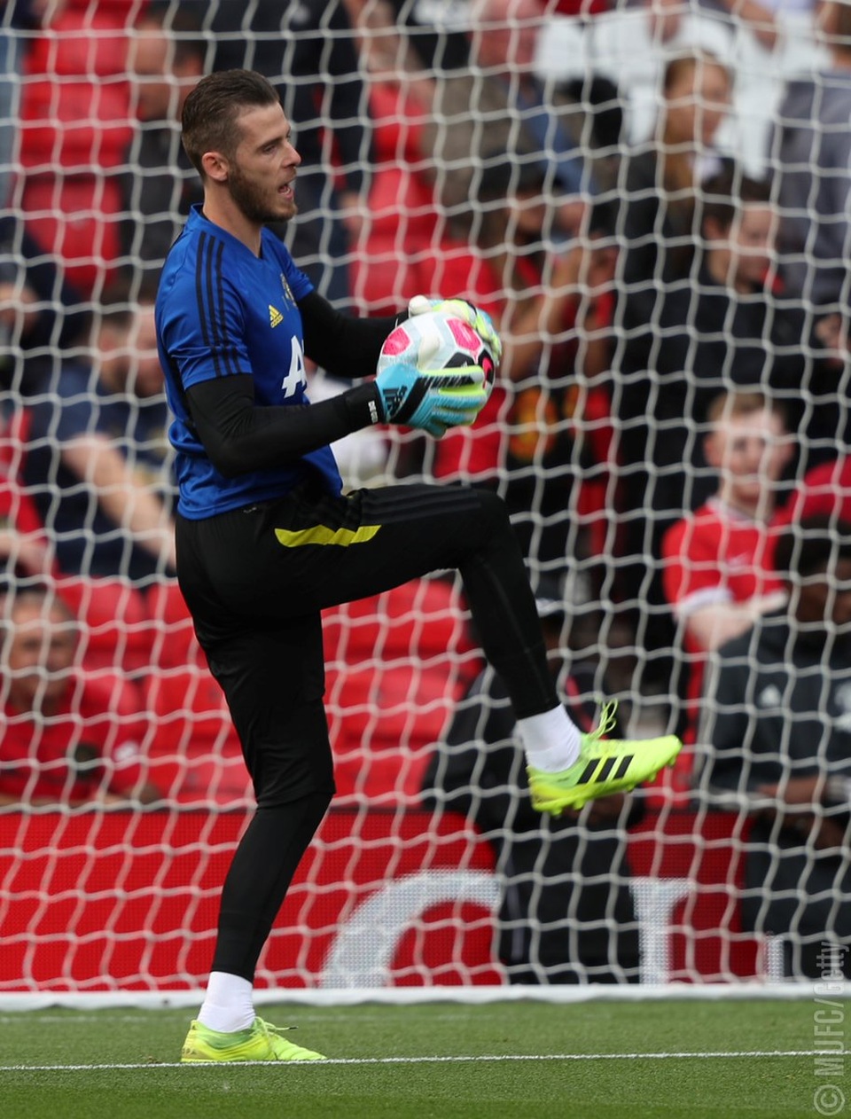 Man Utd 1-0 Leicester City: Bàn thắng duy nhất từ chấm 11m - 3