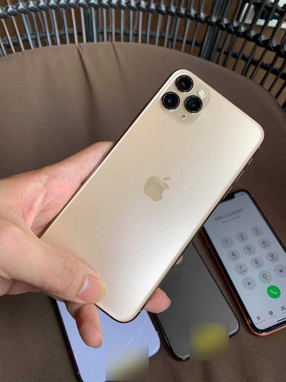 Bộ 3 iPhone 11 bất ngờ xuất hiện tại Việt Nam dù chưa mở bán - 2 Bộ 3 iPhone 11 bất ngờ xuất hiện tại Việt Nam dù chưa mở bán - 2