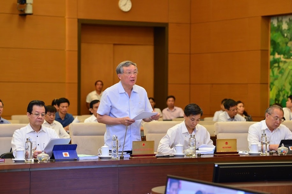 Chánh án Tòa tối cao được khen vì làm luật không phải vì lợi ích của ngành - 1