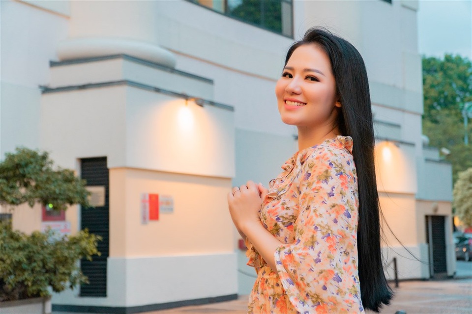 Sao Mai Phạm Thùy Dung: “Thính phòng là “bản ngã” của tôi” - 1 Sao Mai Phạm Thùy Dung: “Thính phòng là “bản ngã” của tôi” - 1