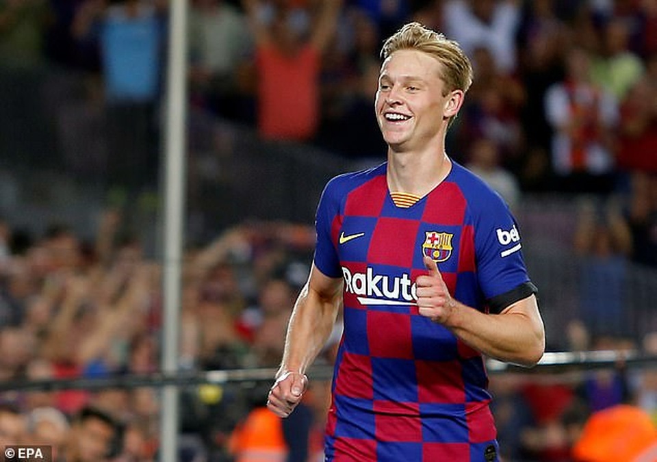 Barcelona 5-2 Valencia: Cú đúp của Luis Suarez - 3 Barcelona 5-2 Valencia: Cú đúp của Luis Suarez - 3