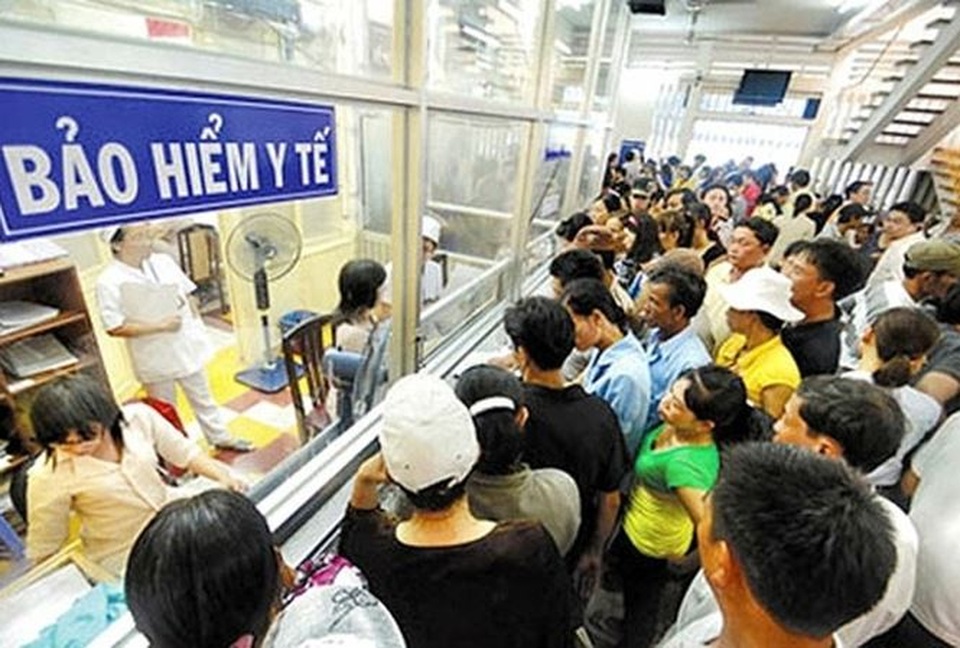 Triển khai thẻ BHYT điện tử từ năm 2020 - 1 Triển khai thẻ BHYT điện tử từ năm 2020 - 1