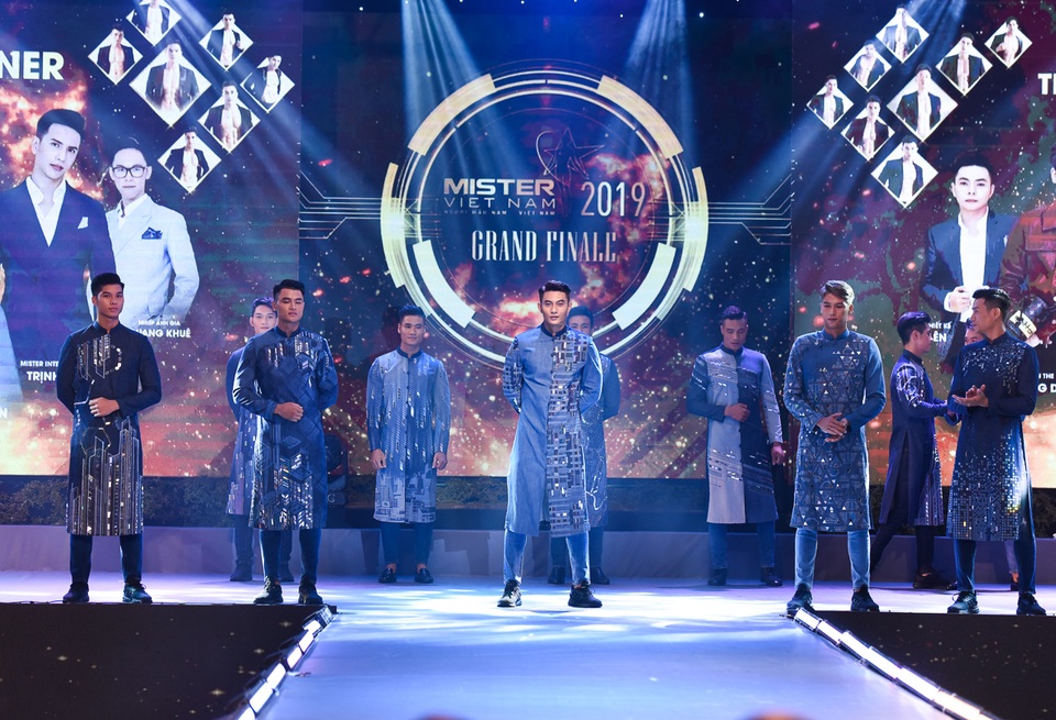 Quý ông Việt Nam 2019 gây sốc khi quyết định trao 2 giải Quán quân - 11 Quý ông Việt Nam 2019 gây sốc khi quyết định trao 2 giải Quán quân - 11