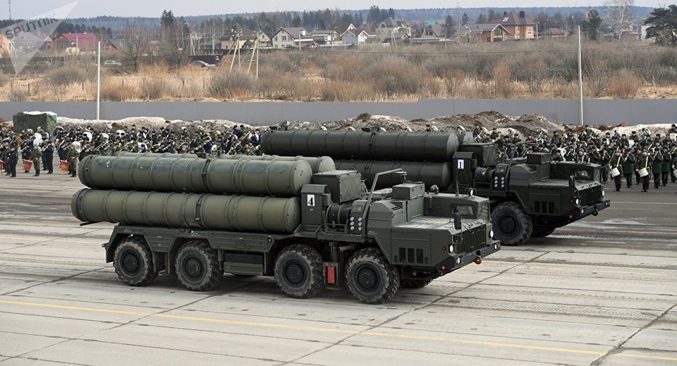 Video Nga chuyển “Rồng lửa” S-400 cho Thổ Nhĩ Kỳ bất chấp cảnh báo của Mỹ - 1 Video Nga chuyển “Rồng lửa” S-400 cho Thổ Nhĩ Kỳ bất chấp cảnh báo của Mỹ - 1