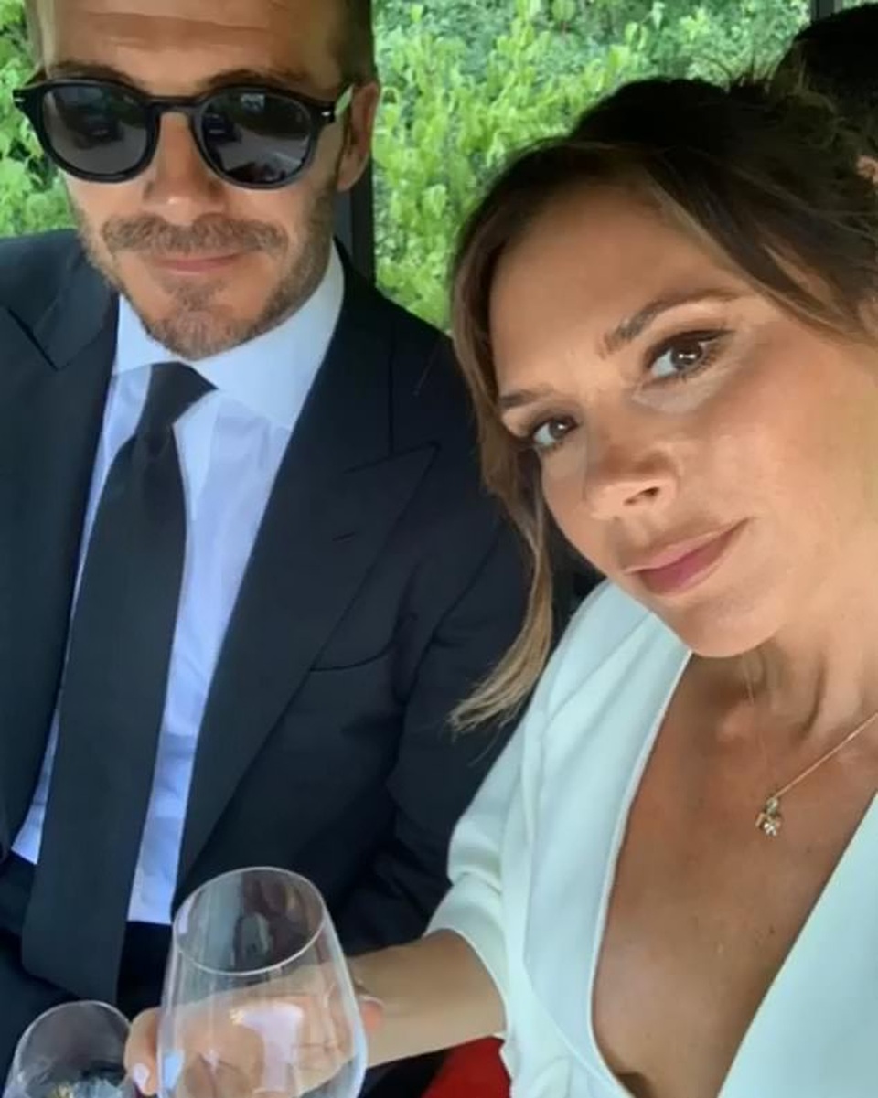 Victoria Beckham lo lắng cho cuộc hôn nhân đã đi qua 20 năm - 1 Victoria Beckham lo lắng cho cuộc hôn nhân đã đi qua 20 năm - 1