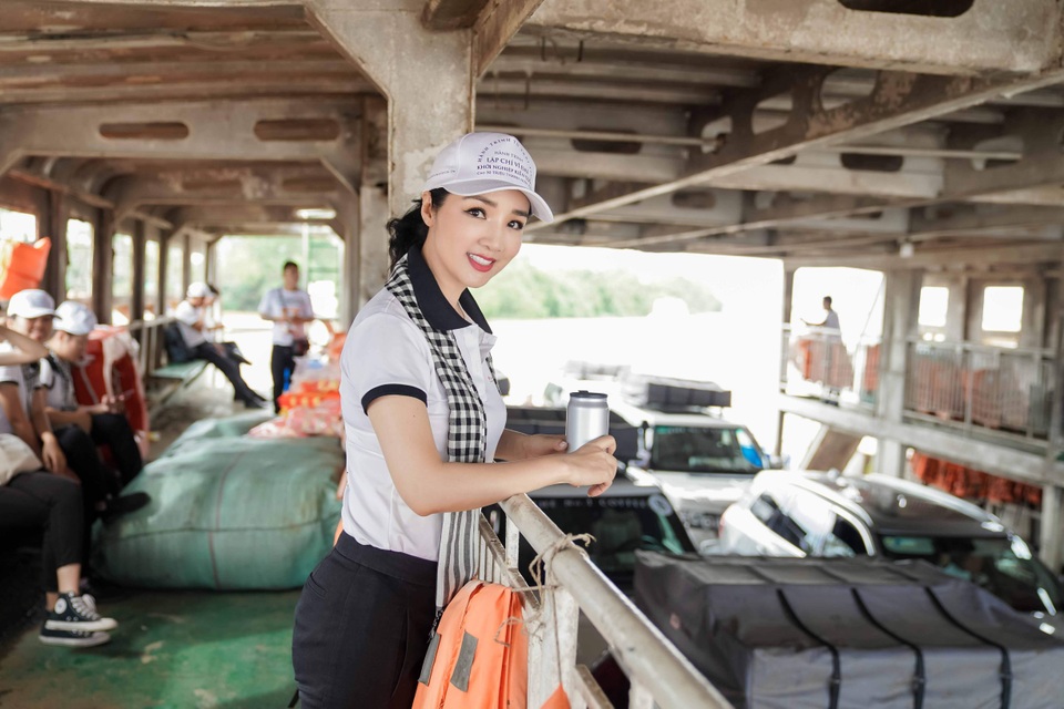 Hoa hậu Giáng My tiết lộ từ năm 6 tuổi đã được rèn luyện kỹ năng sống độc lập - 3