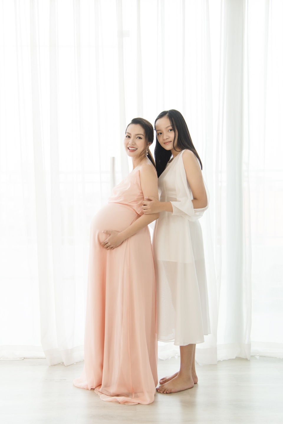 Ca sĩ Ngọc Anh sinh con sau 12 năm làm mẹ đơn thân - 4 Ca sĩ Ngọc Anh sinh con sau 12 năm làm mẹ đơn thân - 4