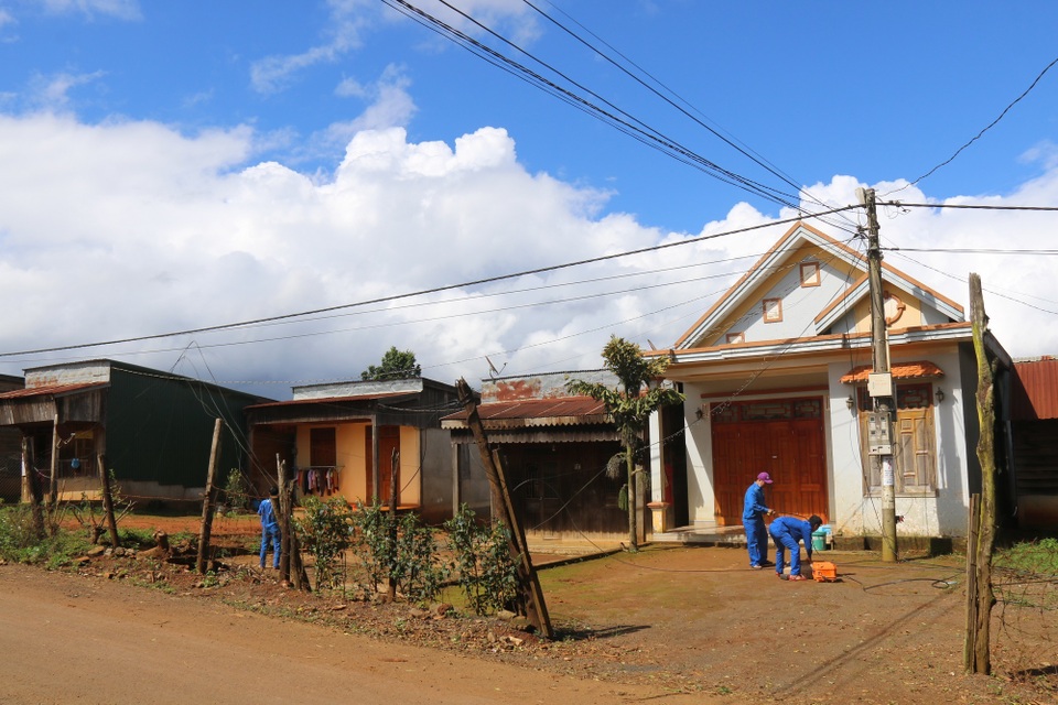 Chưa thể làm việc với tài xế làm đứt dây cáp khiến 3 chị em thương vong - 1 Chưa thể làm việc với tài xế làm đứt dây cáp khiến 3 chị em thương vong - 1