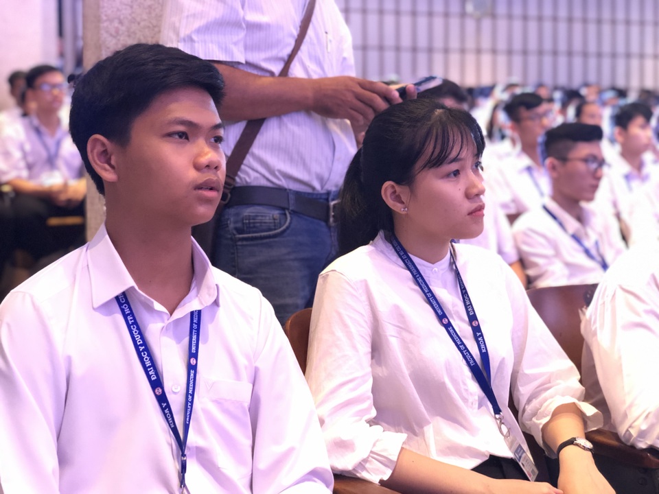 Bộ trưởng Bộ Y tế: Sớm đổi tên trường ĐH Y dược TP.HCM thành ĐH Sức khỏe - 4 Bộ trưởng Bộ Y tế: Sớm đổi tên trường ĐH Y dược TP.HCM thành ĐH Sức khỏe - 4