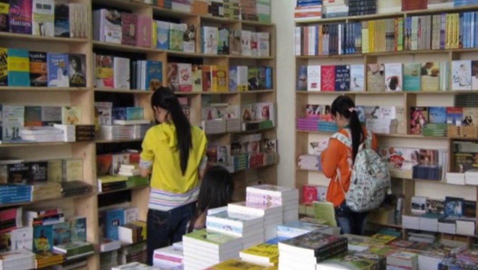 Ngăn chặn vấn nạn sách “lậu” - 2 Ngăn chặn vấn nạn sách “lậu” - 2