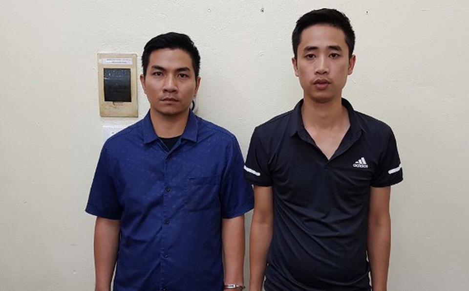 Bắt 2 nghi can gây ra vụ nổ gói bưu phẩm làm nhiều người bị thương ở Hà Nội - 1 Bắt 2 nghi can gây ra vụ nổ gói bưu phẩm làm nhiều người bị thương ở Hà Nội - 1