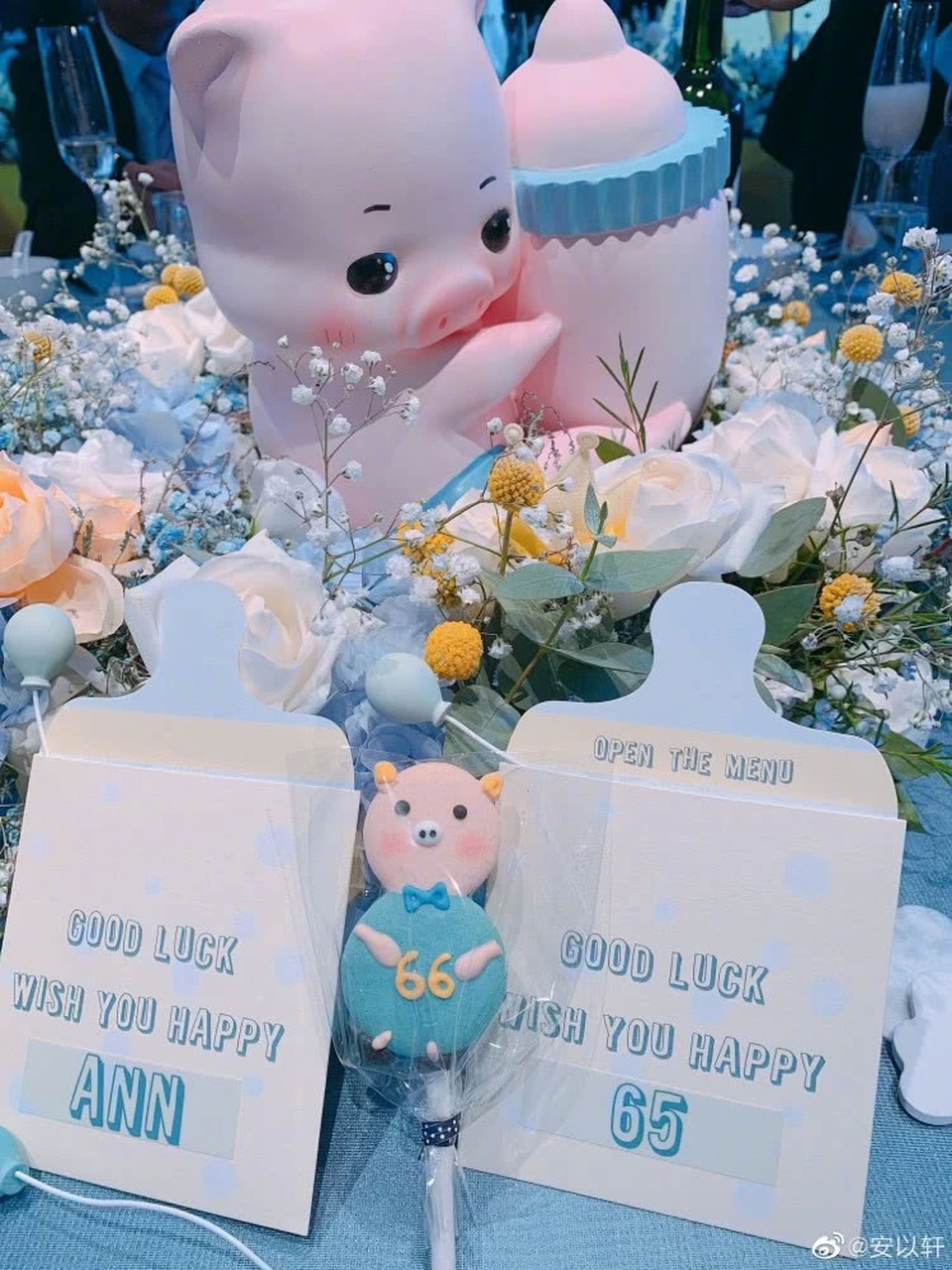 An Dĩ Hiên và chồng tỷ phú mở tiệc đầy tháng hoành tráng cho con trai - 15 An Dĩ Hiên và chồng tỷ phú mở tiệc đầy tháng hoành tráng cho con trai - 15