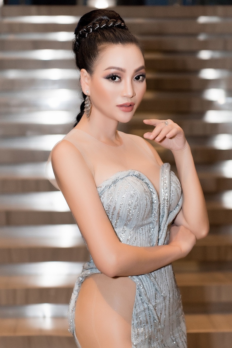 Trần Huyền Nhung nóng bỏng tại chung kết Mister Việt Nam 2019 - 7 Trần Huyền Nhung nóng bỏng tại chung kết Mister Việt Nam 2019 - 7