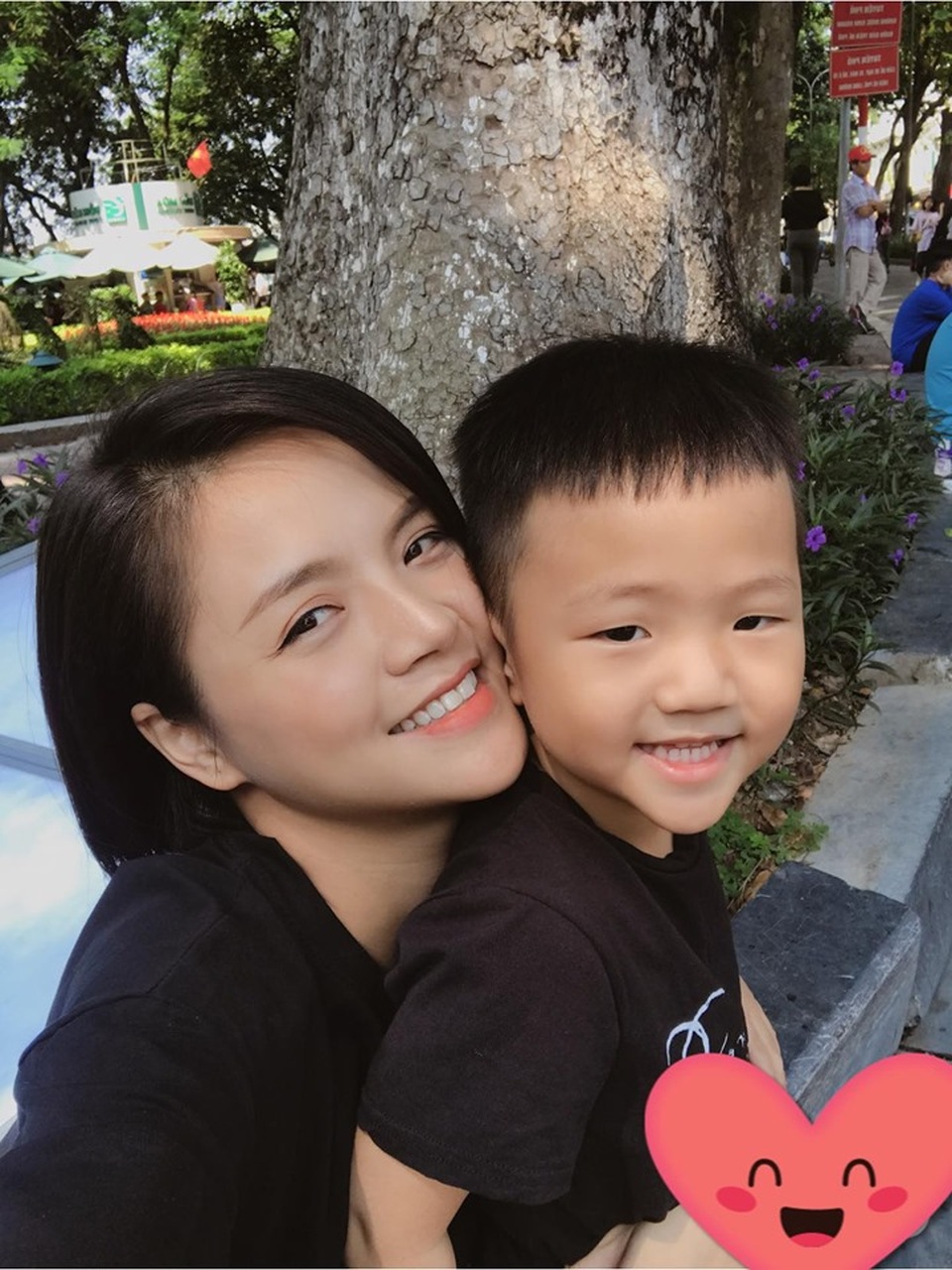 Thu Quỳnh bật khóc khi tiết lộ lý do ký đơn ly hôn Chí Nhân - 3 Thu Quỳnh bật khóc khi tiết lộ lý do ký đơn ly hôn Chí Nhân - 3