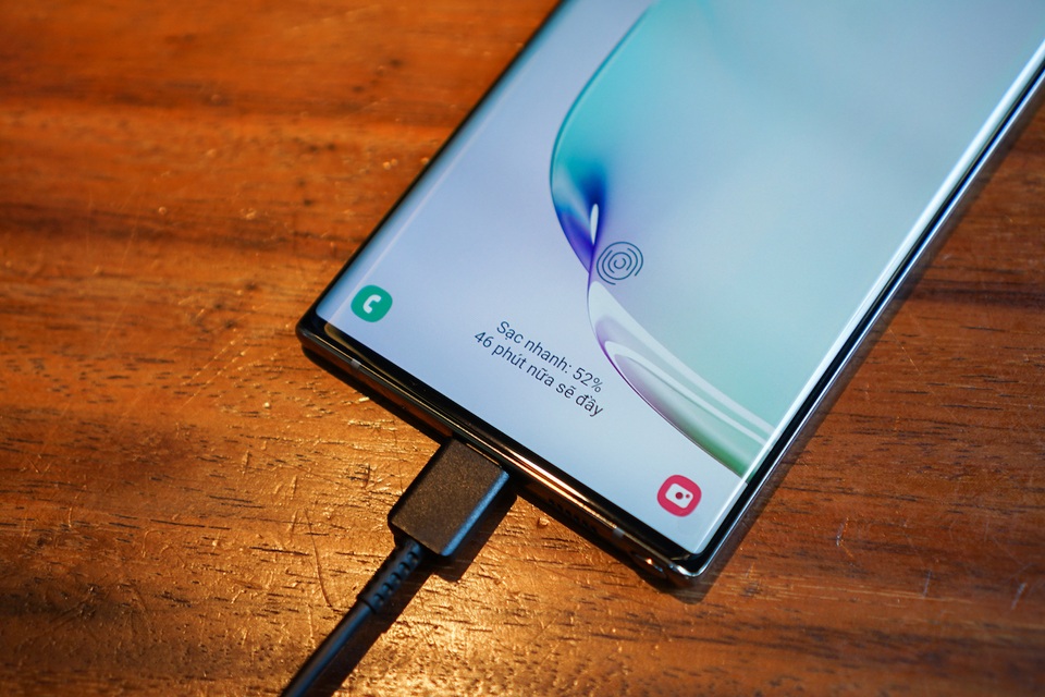 Loạt tính năng độc đáo trong smartphone “nghìn đô” 2019 - 1 Loạt tính năng độc đáo trong smartphone “nghìn đô” 2019 - 1