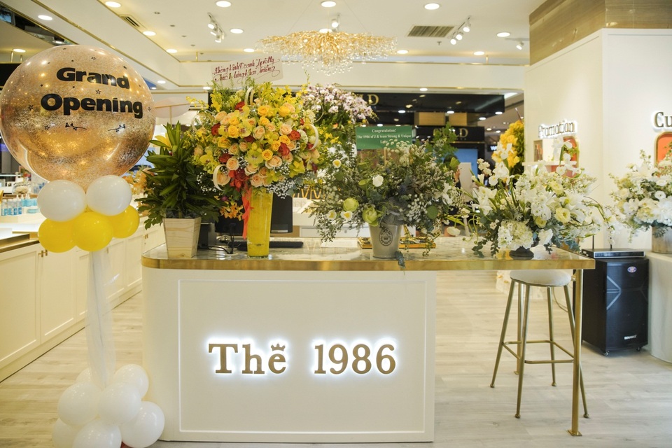 Khai trương hệ thống bán lẻ dược mỹ phẩm The 1986 chi nhánh 2 tại Vincom Đồng Khởi, tp.HCM - 1 Khai trương hệ thống bán lẻ dược mỹ phẩm The 1986 chi nhánh 2 tại Vincom Đồng Khởi, tp.HCM - 1