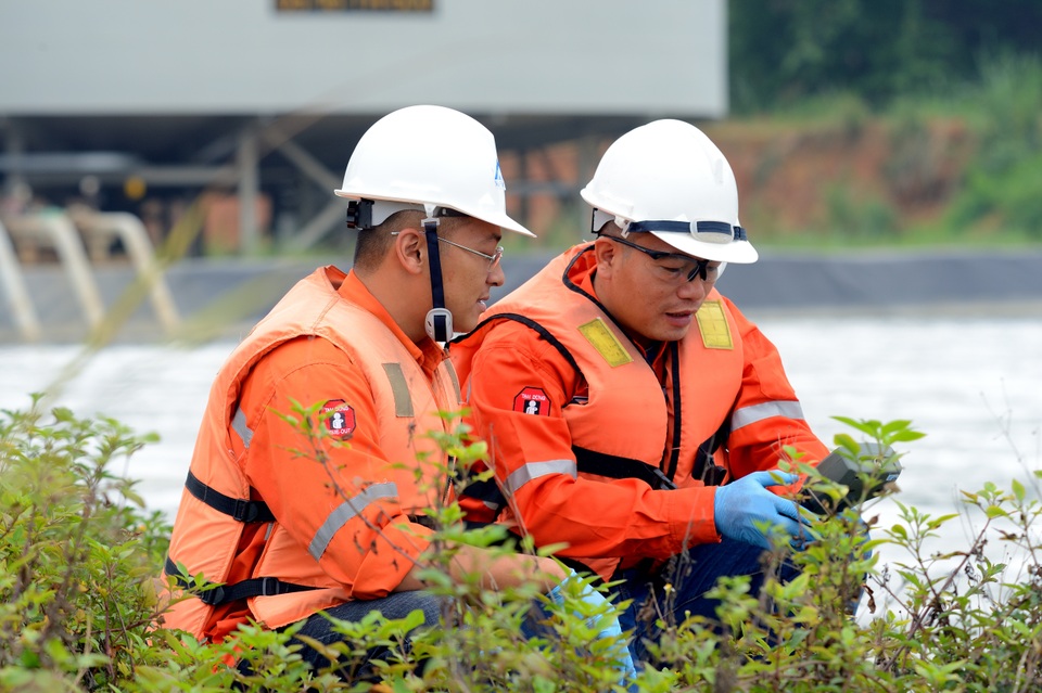 Masan ký hợp đồng mua lại nền tảng kinh doanh vonfram của H.C. Starck - 2 Masan ký hợp đồng mua lại nền tảng kinh doanh vonfram của H.C. Starck - 2