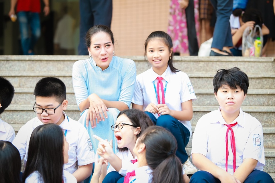 Xinh “Về nhà đi con”: “Không ngờ đóng “con giáp thứ 13” mà khán giả yêu mến” - 9 Xinh “Về nhà đi con”: “Không ngờ đóng “con giáp thứ 13” mà khán giả yêu mến” - 9
