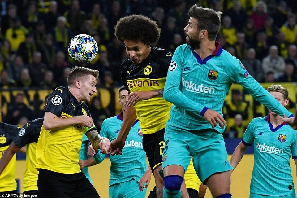Reus đá hỏng phạt đền, Barcelona may mắn cầm hòa Dortmund - 11 Reus đá hỏng phạt đền, Barcelona may mắn cầm hòa Dortmund - 11