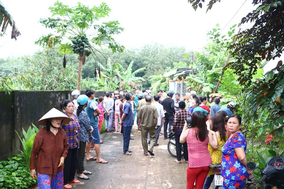 Thực nghiệm hiện trường vụ 2 người bị sát hại, đổ bê tông phi tang - 3 Thực nghiệm hiện trường vụ 2 người bị sát hại, đổ bê tông phi tang - 3