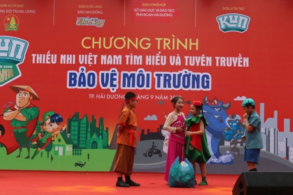Tưng bừng lễ phát động Thiếu nhi Việt Nam tìm hiểu và tuyên truyền bảo vệ môi trường - 6 Tưng bừng lễ phát động Thiếu nhi Việt Nam tìm hiểu và tuyên truyền bảo vệ môi trường - 6