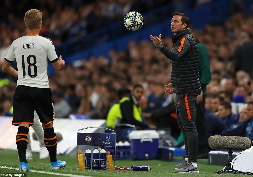 Những khoảnh khắc gây thất vọng của Chelsea trên sân nhà Stamford Bridge - 9 Những khoảnh khắc gây thất vọng của Chelsea trên sân nhà Stamford Bridge - 9