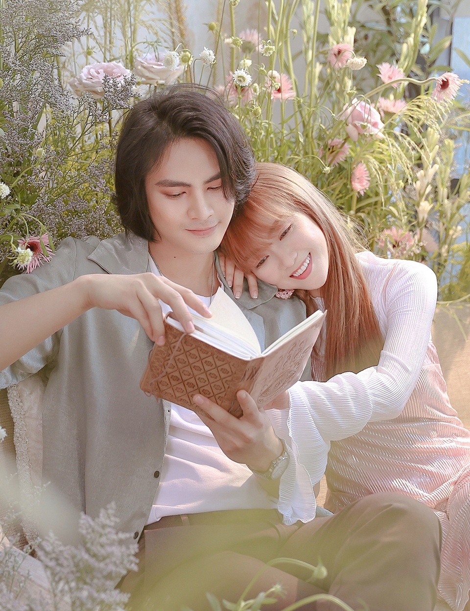 Đinh Hương hôn say đắm mỹ nam Thái Lan Ice Panuwat Premmaneenan - 6 Đinh Hương hôn say đắm mỹ nam Thái Lan Ice Panuwat Premmaneenan - 6