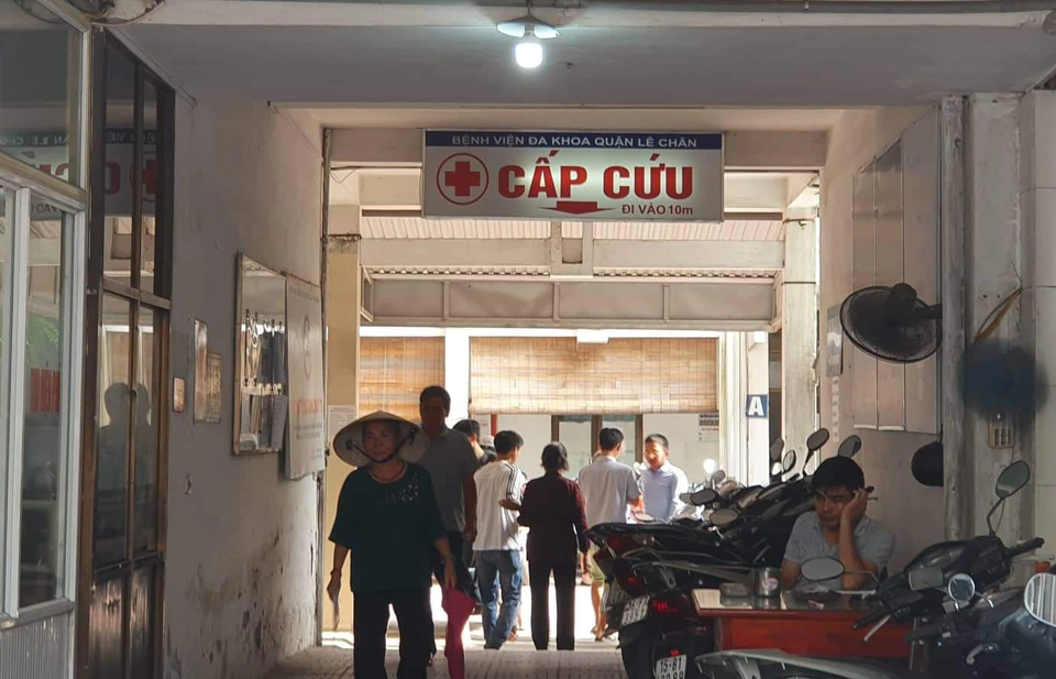 Sở Y tế nói gì về việc 4 thiếu niên sốc ma túy sau khi uống chai sữa? - 1 Sở Y tế nói gì về việc 4 thiếu niên sốc ma túy sau khi uống chai sữa? - 1
