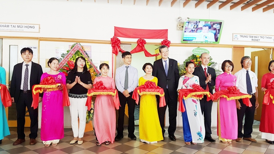 Ra mắt Đơn vị Thính học tại Bệnh viện Trung ương Huế - 2 Ra mắt Đơn vị Thính học tại Bệnh viện Trung ương Huế - 2