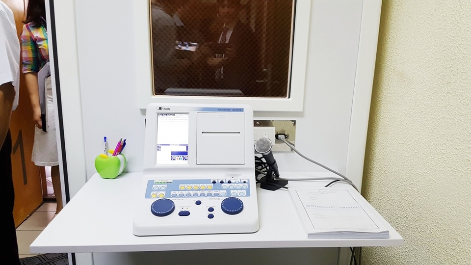 Ra mắt Đơn vị Thính học tại Bệnh viện Trung ương Huế - 5 Ra mắt Đơn vị Thính học tại Bệnh viện Trung ương Huế - 5