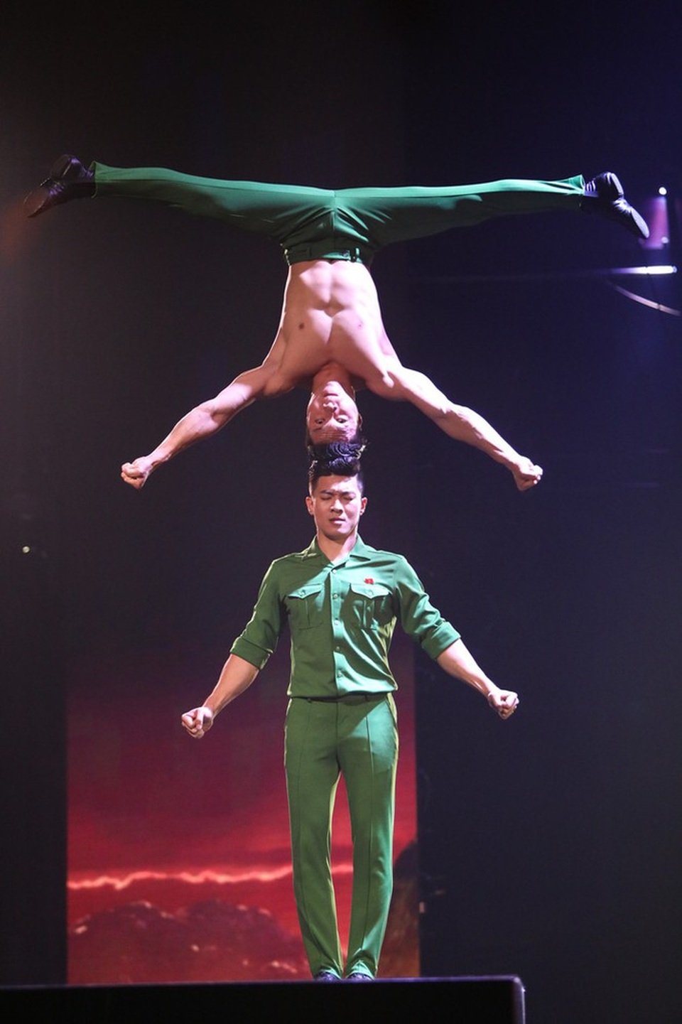 Anh em Quốc Cơ, Quốc Nghiệp nói gì khi bị trượt viên chức? - 1 Anh em Quốc Cơ, Quốc Nghiệp nói gì khi bị trượt viên chức? - 1