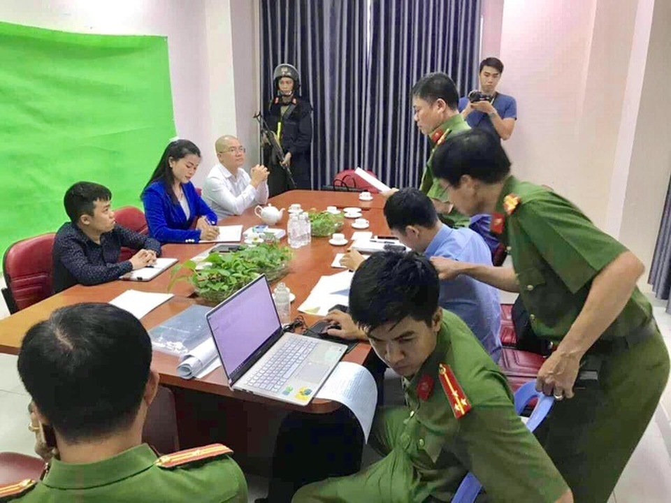 Điểm lại những “lùm xùm” của Công ty địa ốc Alibaba - 2 Điểm lại những “lùm xùm” của Công ty địa ốc Alibaba - 2