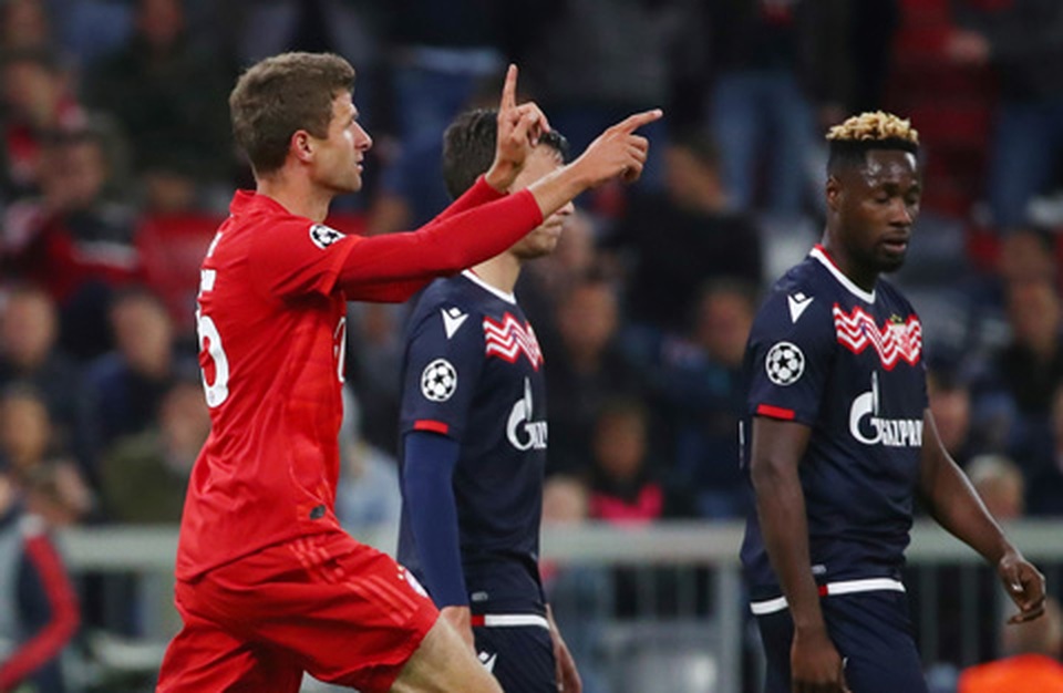 Bayern Munich 3-0 Crevna Zvedza: Lewandowski thăng hoa - 4 Bayern Munich 3-0 Crevna Zvedza: Lewandowski thăng hoa - 4