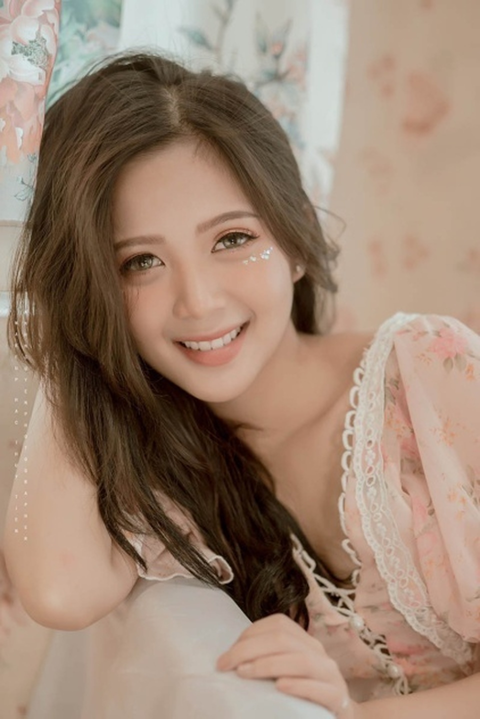 Thiếu nữ Hà thành xinh đẹp hút hồn, kiếm hàng chục triệu đồng mỗi tháng - 7 Thiếu nữ Hà thành xinh đẹp hút hồn, kiếm hàng chục triệu đồng mỗi tháng - 7