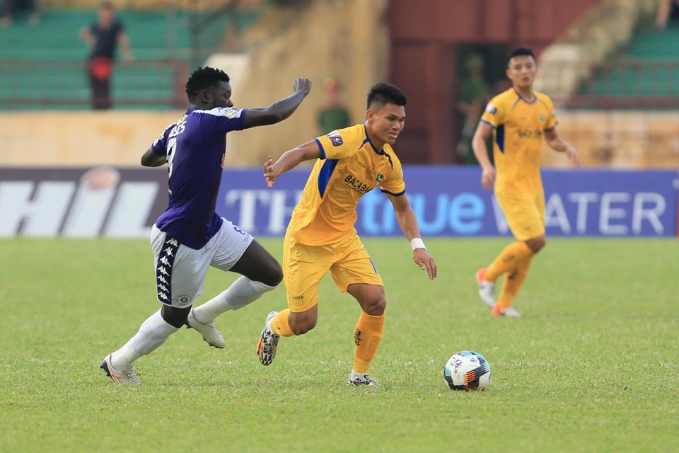 Đánh bại SL Nghệ An, CLB Hà Nội vô địch V-League 2019 - 4 Đánh bại SL Nghệ An, CLB Hà Nội vô địch V-League 2019 - 4