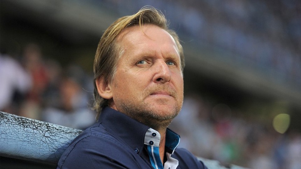 Số phận khắc nghiệt của HLV châu Âu ở Trung Quốc - 5 Số phận khắc nghiệt của HLV châu Âu ở Trung Quốc - 5