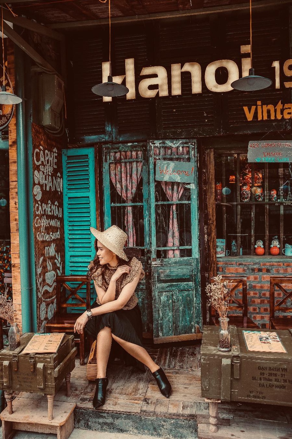 Crystal Huyền Trang rạng ngời khám phá các điểm đến Hà Nội - 7