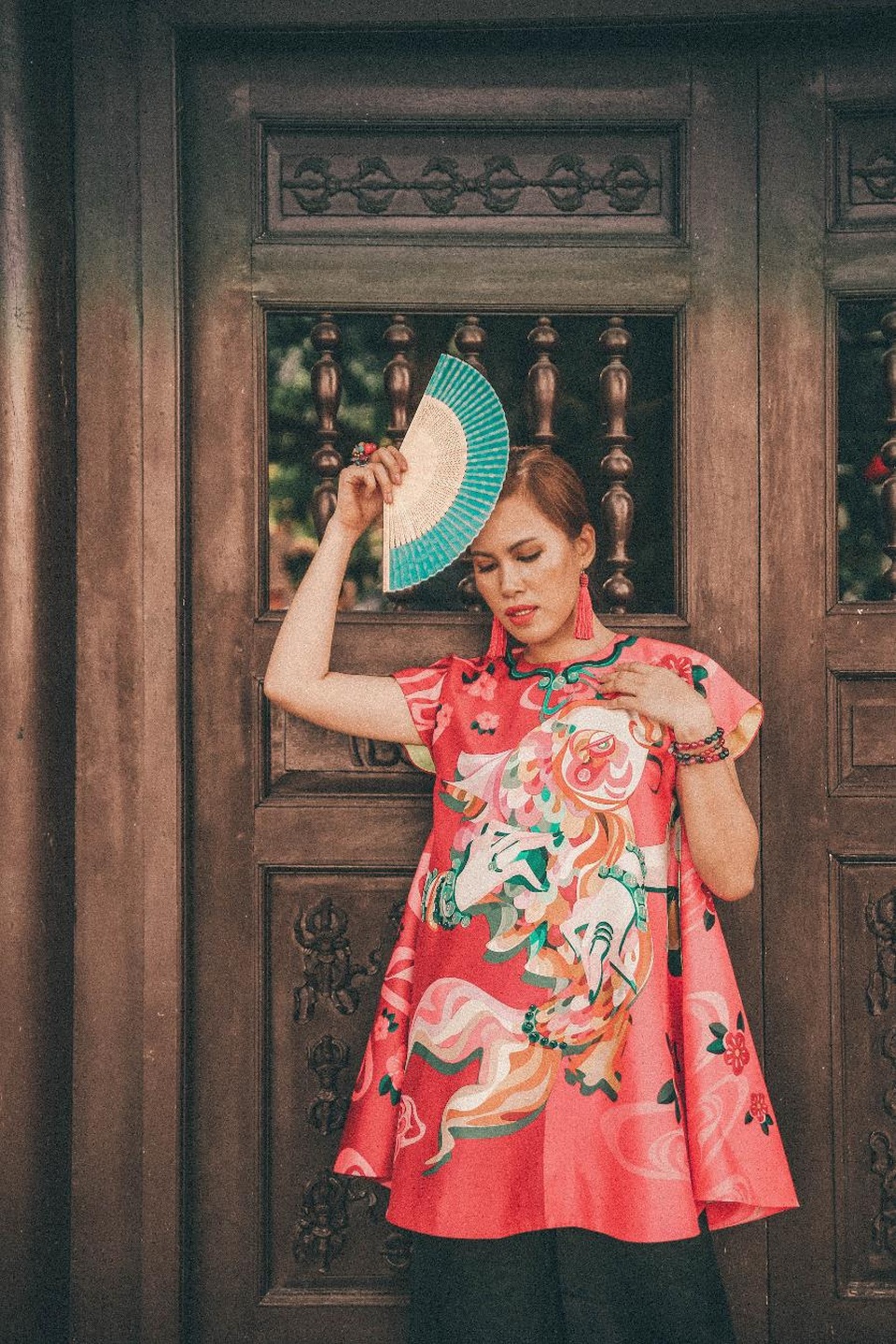 Crystal Huyền Trang rạng ngời khám phá các điểm đến Hà Nội - 9