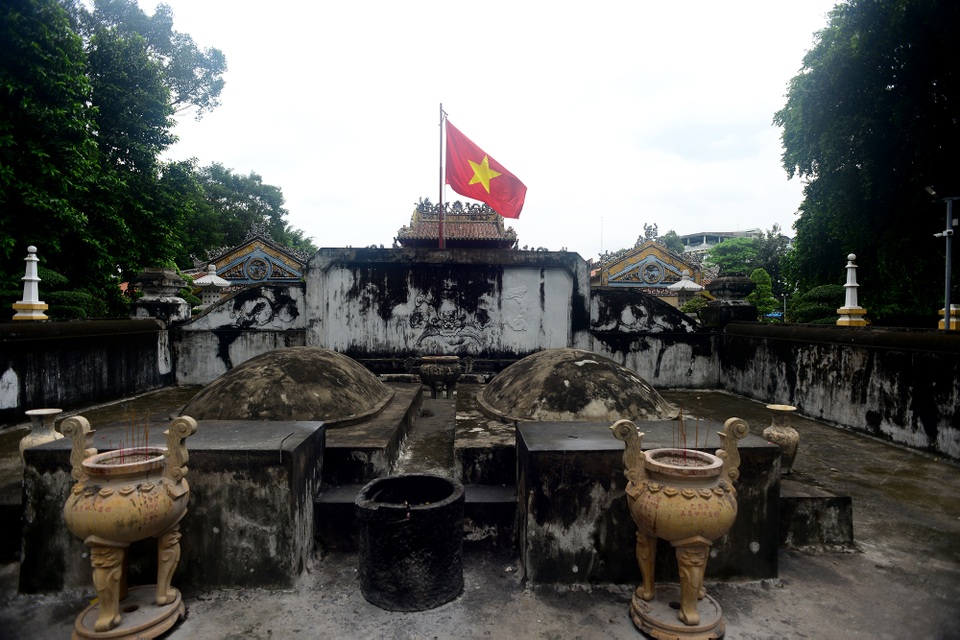Lăng Ông Bà Chiểu.jpg Lăng Ông Bà Chiểu.jpg
