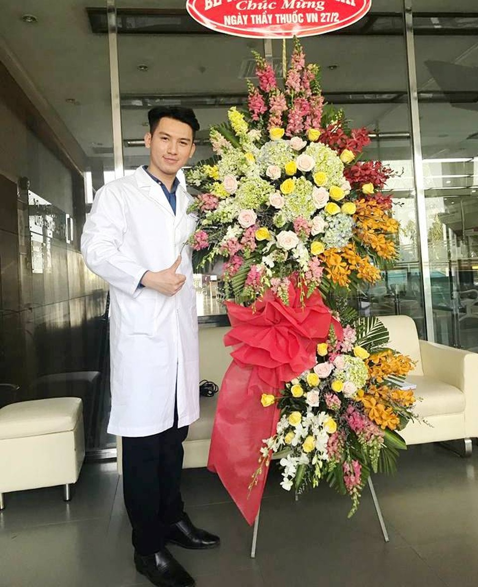 Bác sĩ 9X điển trai chọn chuyên khoa hiếm muộn làm sự nghiệp - 2 Bác sĩ 9X điển trai chọn chuyên khoa hiếm muộn làm sự nghiệp - 2