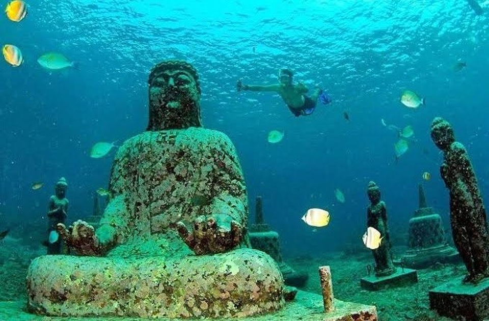 Bí ẩn ngôi đền hơn 1000 năm tuổi chìm sâu dưới nước - 1 Bí ẩn ngôi đền hơn 1000 năm tuổi chìm sâu dưới nước - 1
