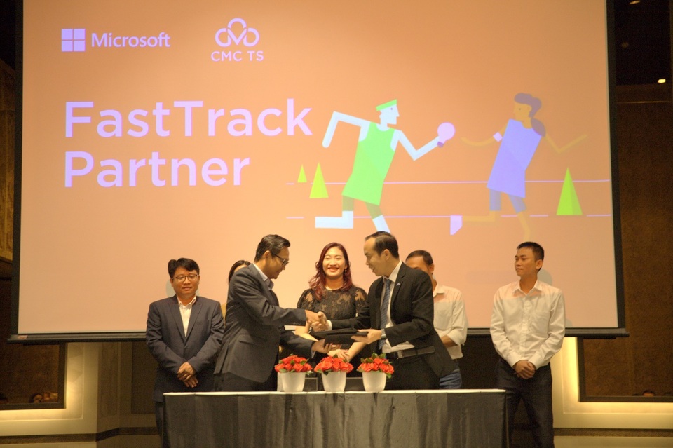 CMC TS chính thức trở thành đối tác CSP và đối tác Fasttrack (local) duy nhất của Microsoft tại thị trường Việt Nam - 1 CMC TS chính thức trở thành đối tác CSP và đối tác Fasttrack (local) duy nhất của Microsoft tại thị trường Việt Nam - 1