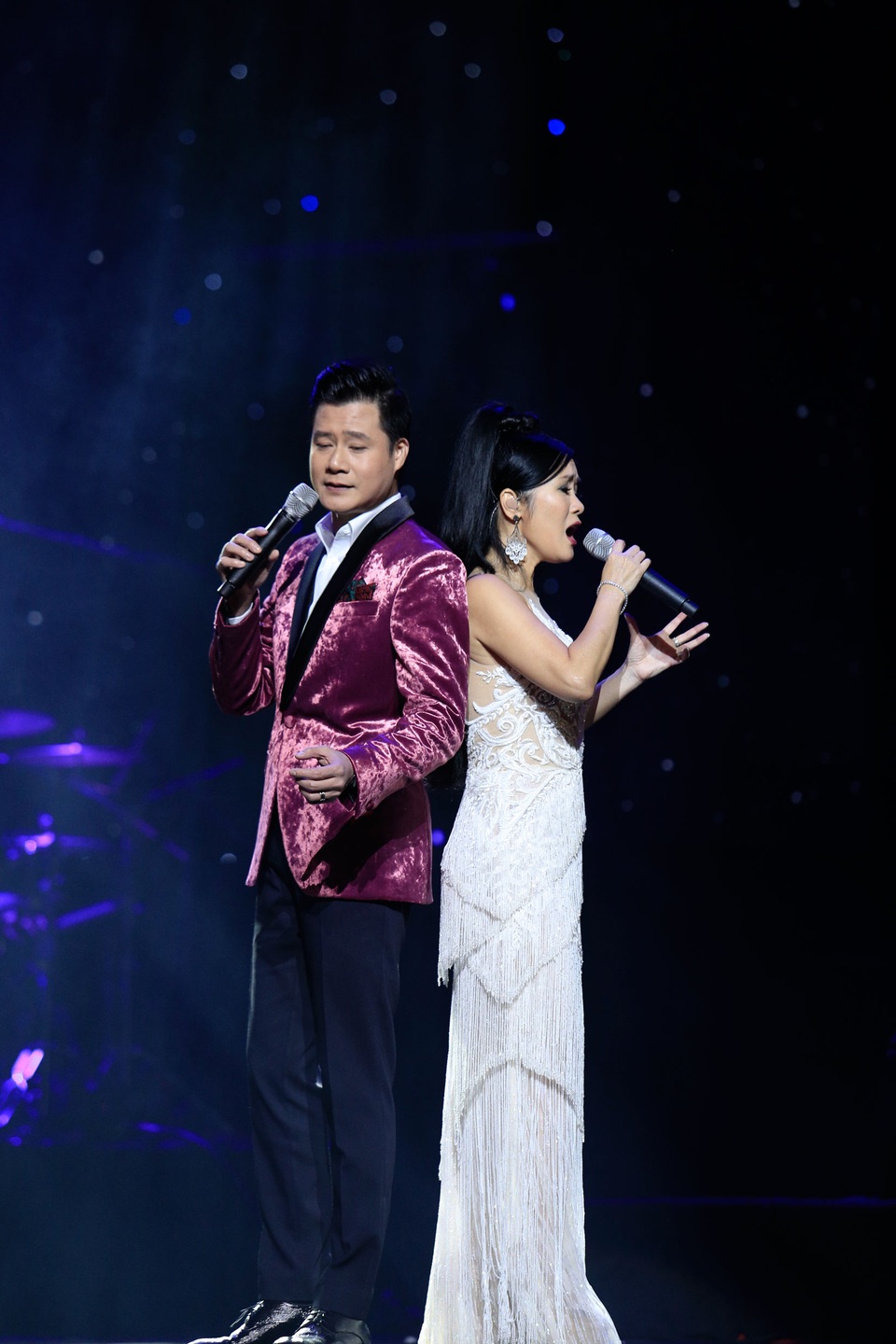 Hồng Nhung: “Tôi và Quang Dũng tin tưởng nhau, không cần giấu diếm” - 2 Hồng Nhung: “Tôi và Quang Dũng tin tưởng nhau, không cần giấu diếm” - 2