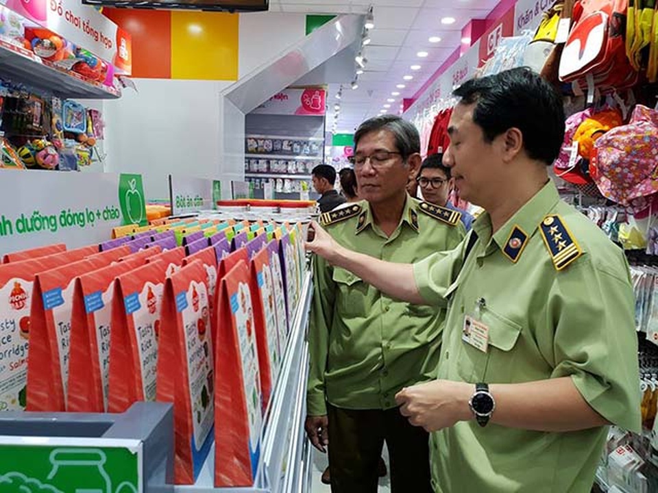 Việt Nam đau đầu tránh hàng Trung Quốc đội lốt “Made in Việt Nam”? - 1 Việt Nam đau đầu tránh hàng Trung Quốc đội lốt “Made in Việt Nam”? - 1
