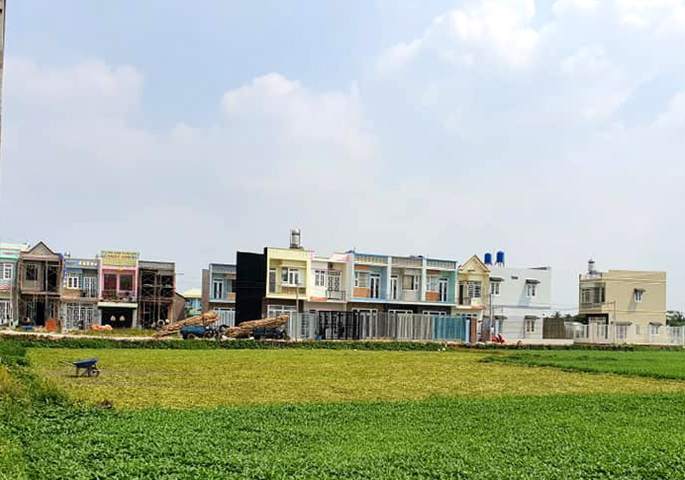 Hàng trăm ha đất cấm bị xẻ thịt: 454 giấy phép xây dựng “hô biến” thành 2.200 căn nhà! - 3 Hàng trăm ha đất cấm bị xẻ thịt: 454 giấy phép xây dựng “hô biến” thành 2.200 căn nhà! - 3